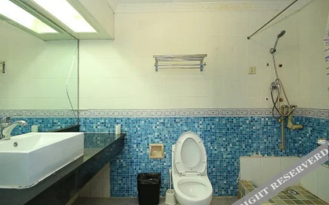 Haikou Rong Shu Li International Youth Hostel