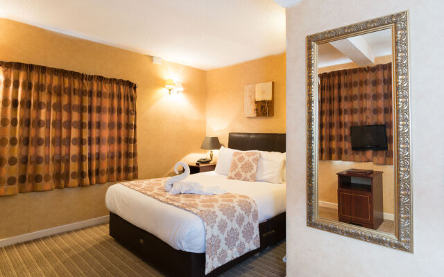 The George Hotel