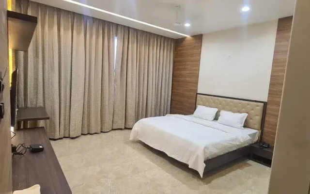 Hotel Sachin Executive
