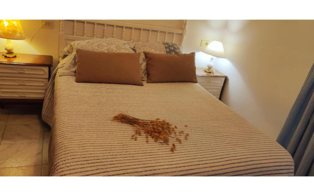 Apartamentos luminosos mirando al mar