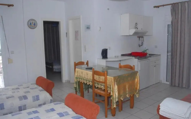 Amazona Apartments and Studios