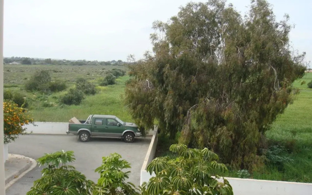 Jolie Villa