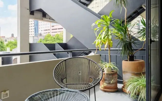 w Majestic 1BR w Balcony in Cuauht moc