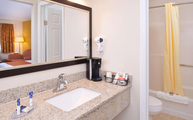 Americas Best Value Inn Plattsburgh