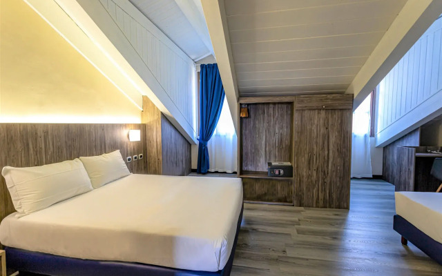 Hotel Urbani