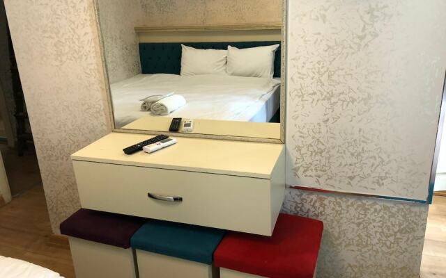 Taksim Palace İstanbul Hotel