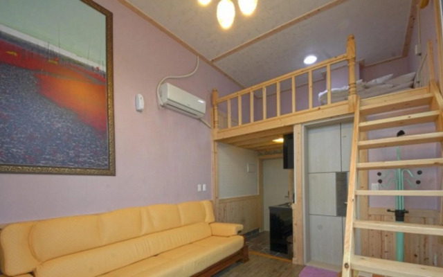 Suncheon Bay Reed Field Pension