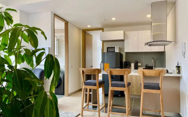 w Illustrious 2BR w Street View in Chapinero
