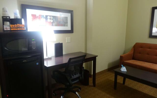 Best Western Plus Bowmanville