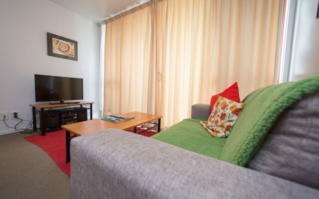 Lovely Studio Apartment with Balcony