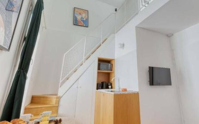 Cute and Bright Studio in a Courtyard-Montmartre(5)