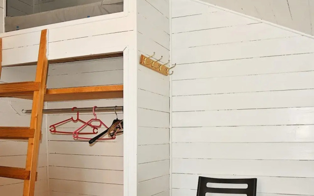 6 Person Holiday Home in Rubbestadneset
