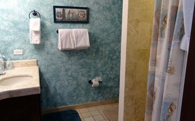 Gande 502 1 Bedroom 1 Bathroom Condo