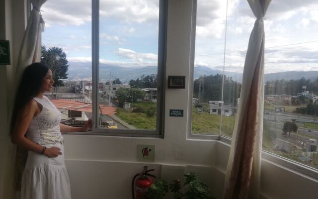 Quito Condor Hostal
