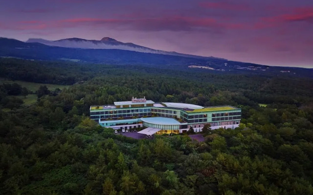 We Hotel Jeju