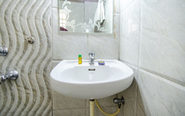 Emirates Suites by FabHotels