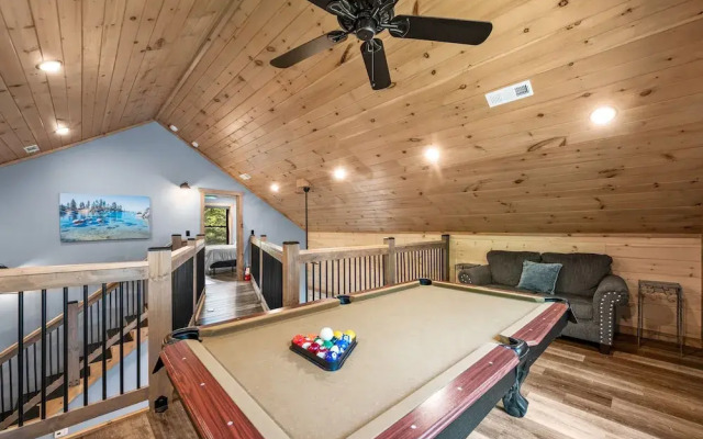 Haven 2 Bedroom Cabin by RedAwning