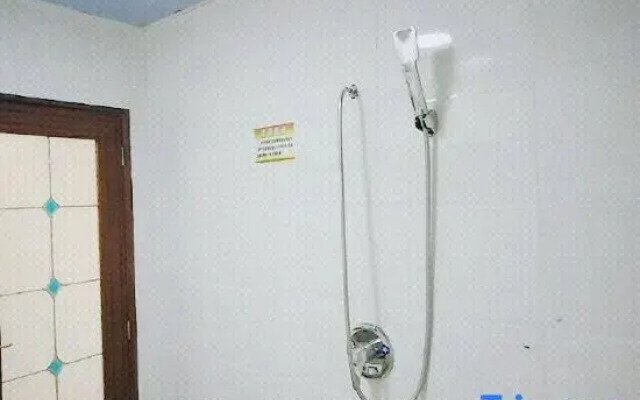 Xingyi Satisfaction 168 Hotel