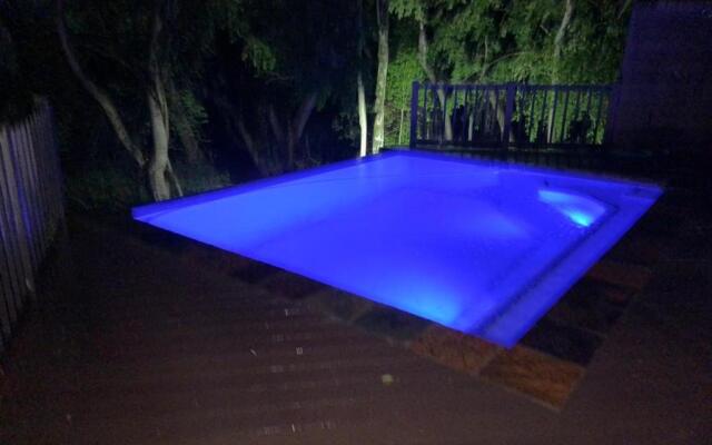 Kruger Park Lodge - IKZ2 - 3 Bedroom Chalet