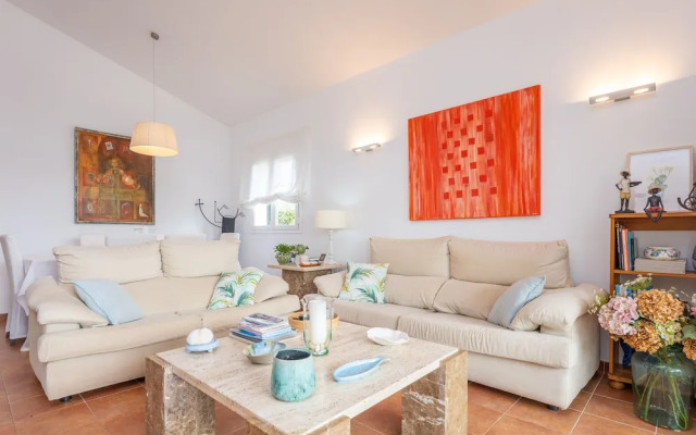 Xilvar in Mallorca With 3 Bedrooms and 2 Bathrooms