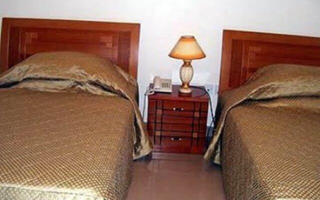 Safeer Plaza Hotel Apartments