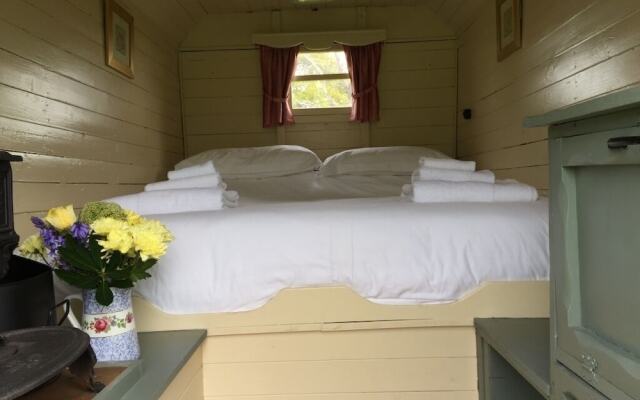 Byford Glamping