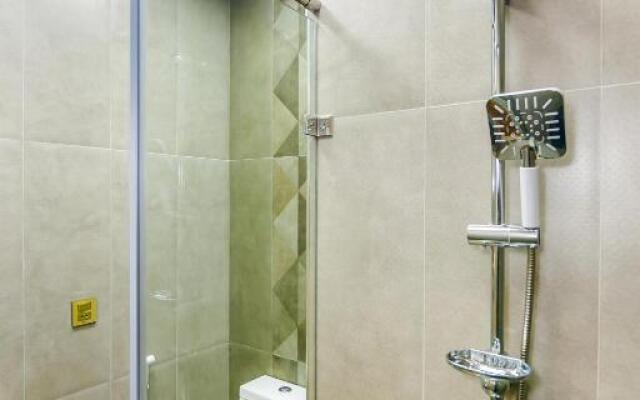 Super Deluxe Apartment on Nizami Street