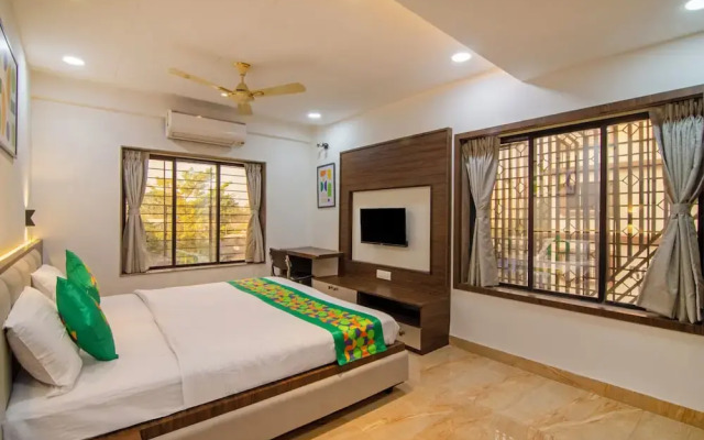 Treebo Petals Banquet & Suites - Kolkata