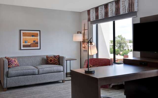 Hampton Inn Santa Fe South