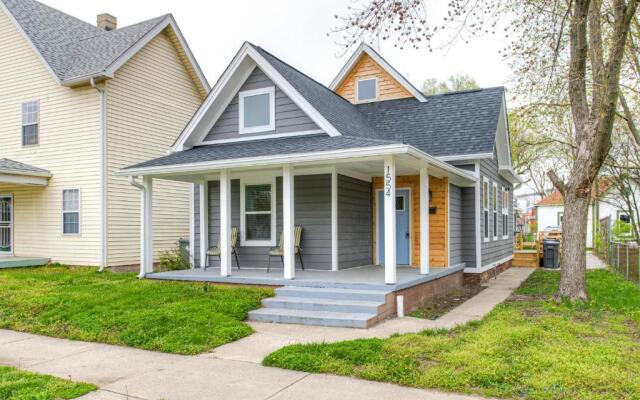 Stylish 1BR Condo 1 Mile To Downtown