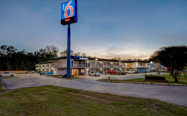 Motel 6 Port Allen, LA - Baton Rouge
