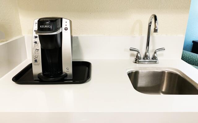 Holiday Inn Express Hotel & Suites Gainesville by IHG