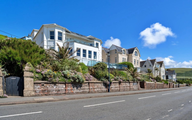 Ocean Lookout - Luxury Woolacombe Beach Apartment with Sea Views
