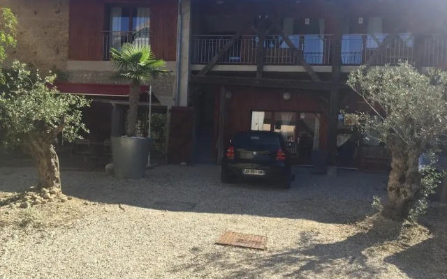 The Resid For Calixte