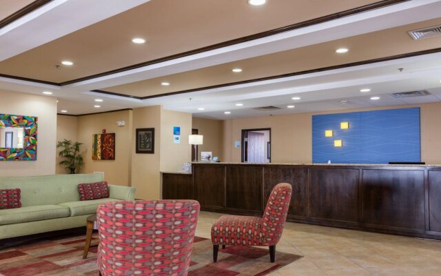 Holiday Inn Express Hartford – Newington, by IHG