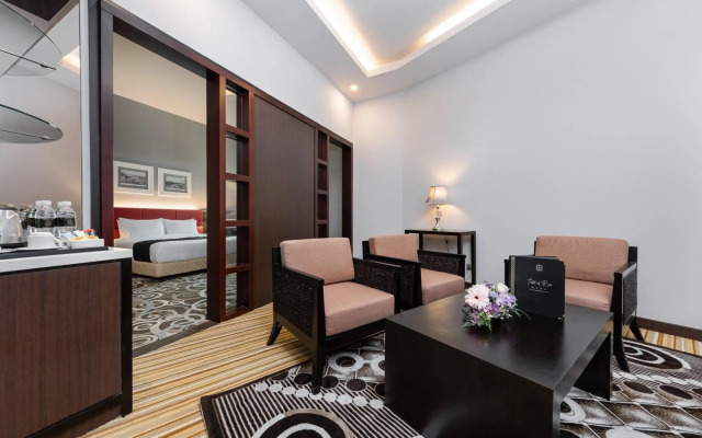 Raia Hotel & Convention Centre Kuching