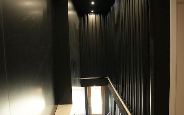 Biond Hotel