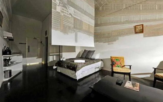 12 Decades Art Hotel