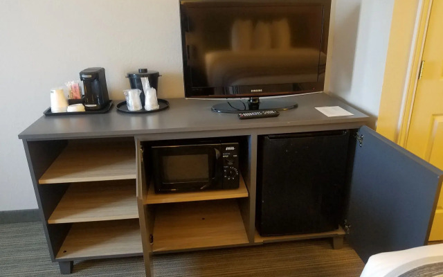 Country Inn & Suites by Radisson, Hoffman Estates, IL