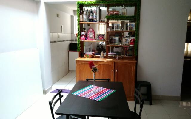 Shanell House - Hostel