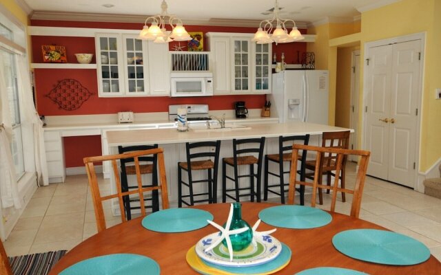 Crystal Beachin' - 1942431