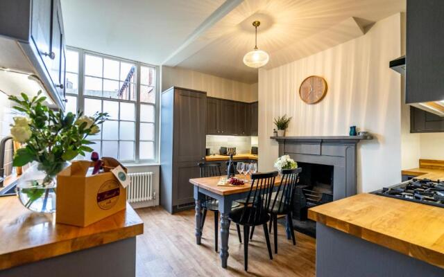 14 Castlegate