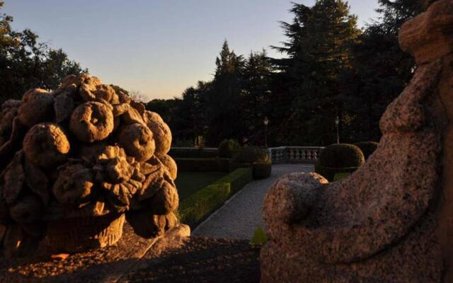 Villa La Vescogna Historic House With Pool