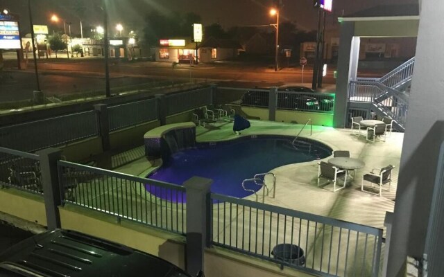 Texas Inn Aiport McAllen