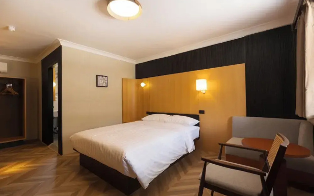 Mu S Boutique Motel