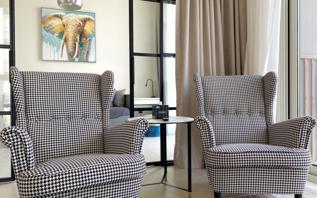 Marco Polo - Elegant & Delightful 2BR Apt with Scenetic Views