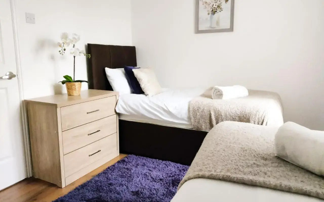 2 Bedrooms, Contractors, Business & Leisure travelling