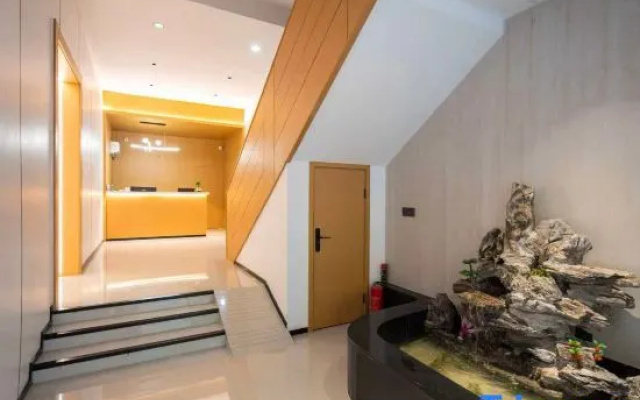 Linhai Shilin Business Hotel (Taizhou Fucheng Ziyang Street)