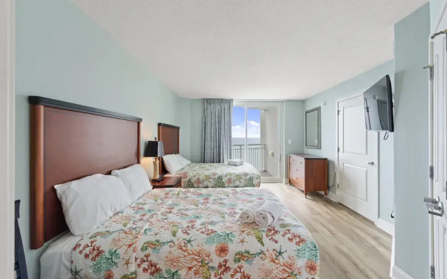 Units at Sandy Beach Resort by Elliott Beach Rentals