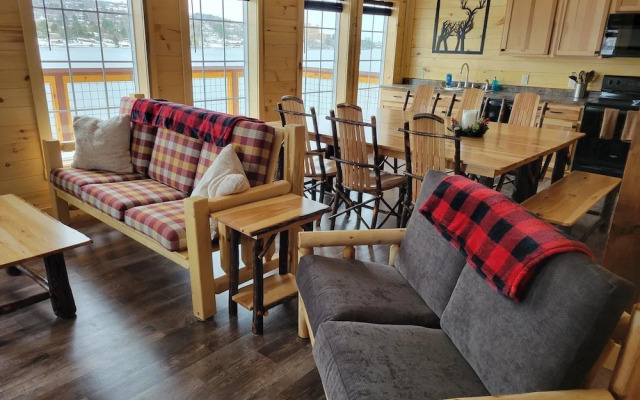 Keweenaw Waters Resort